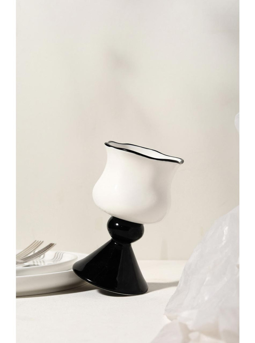 "Cloche" White Ceramic Wine Glass