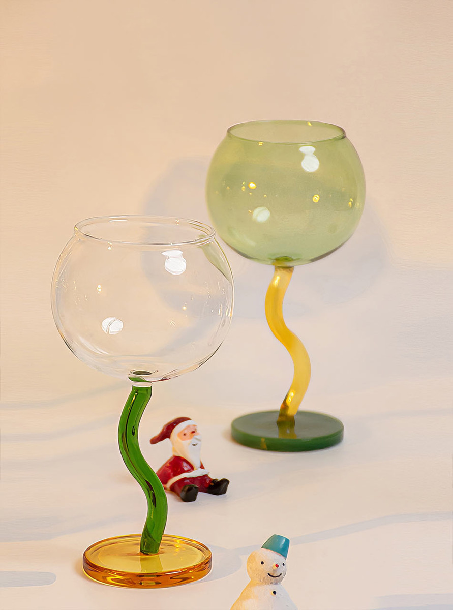 "Ballon" Colourful Wine Glass With Curved Stems - Mint Green