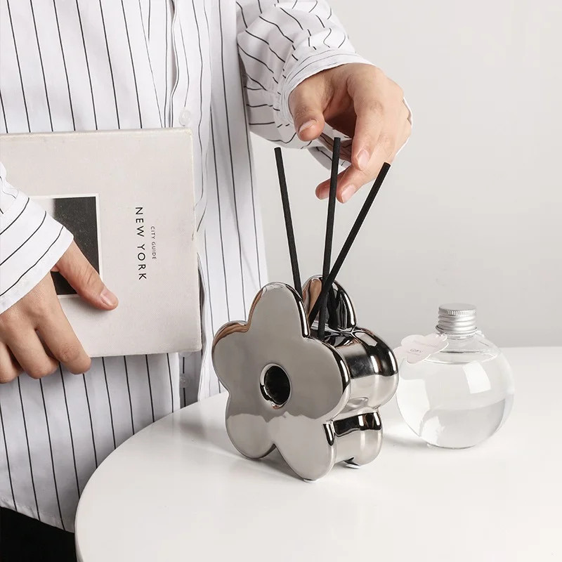 Cute Flower Shaped Silver Reusable Diffuser Case | TUTU Home Cute Flower Shaped Silver Reusable Diffuser Case | TUTU Home