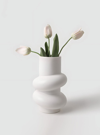 Elevate your décor game with TUTU's donut-shaped vase, "Michelin."