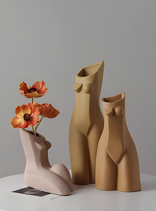 Shop now and elevate your space with TUTU's breathtaking "Nue" vase.