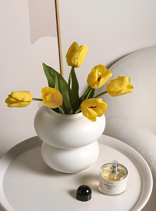 Looking for a unique gift? Look no further than TUTU's "Michelin" vase.