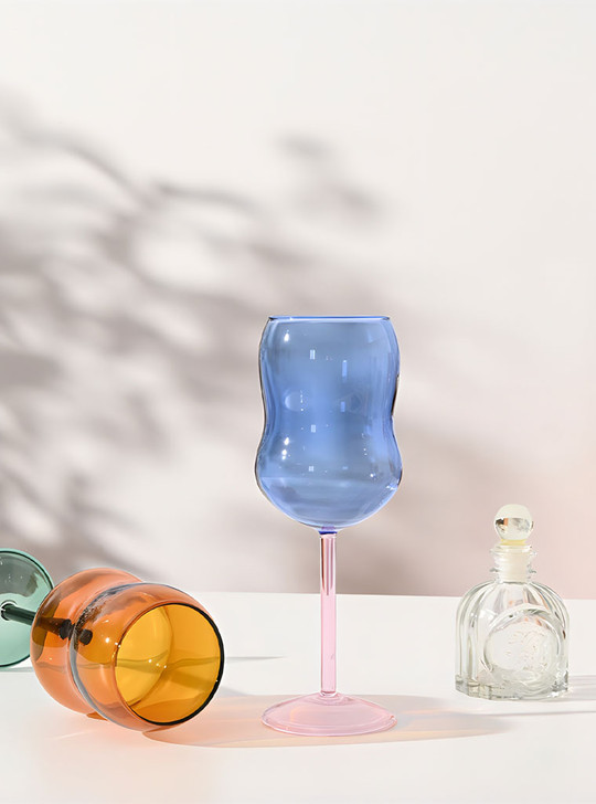 Add a pop of colour to your wine collection with TUTU's Bubble glass.