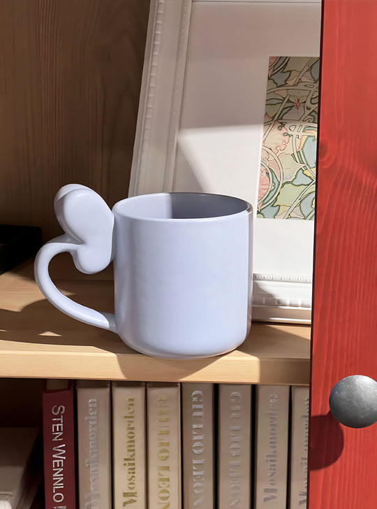 Elevate your hot drink game with TUTU's Butterfly Mug.