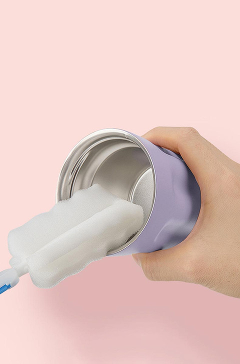 detail of clean the travle mug