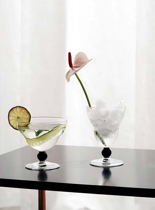 "Bulle" by TUTU: Retro-inspired wine glass with black glass bead stem.