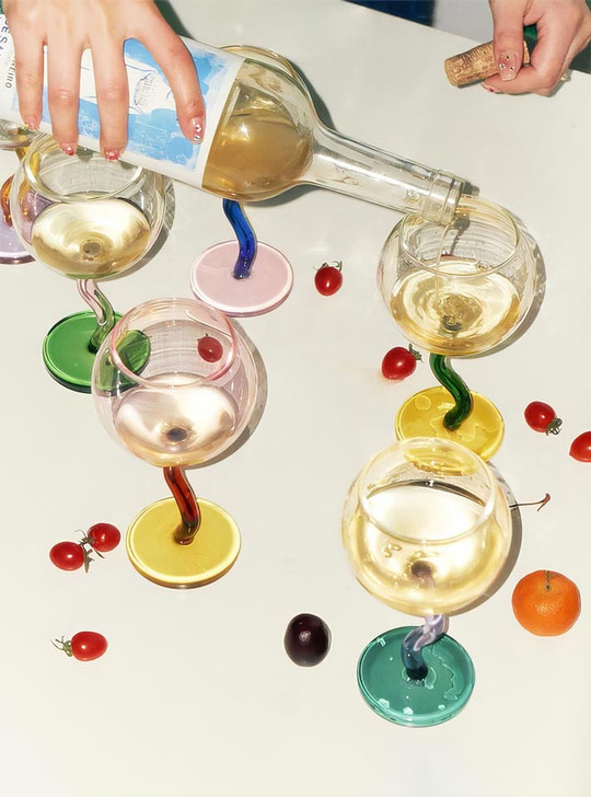 "Ballon" Colourful Wine Glass With Curved Stems - Green & Yellow
