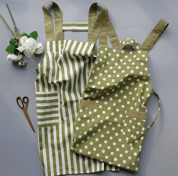Stylish and Unique Chef Apron "Polka"