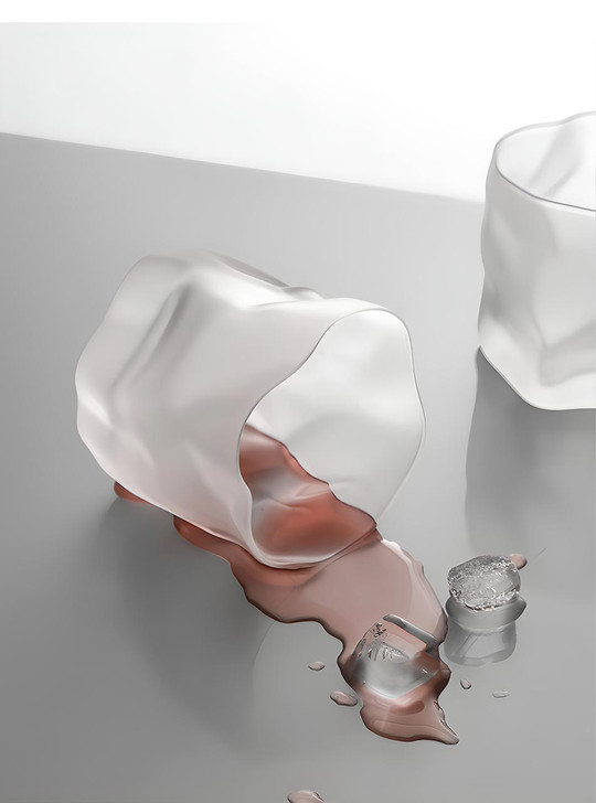 Make a statement with your drinkware game thanks to the TUTU "Dansante" crystal glass tumbler. This tumbler's twisted shape and matte finish are inspired by the beauty of water in motion. Shop now and impress your guests!