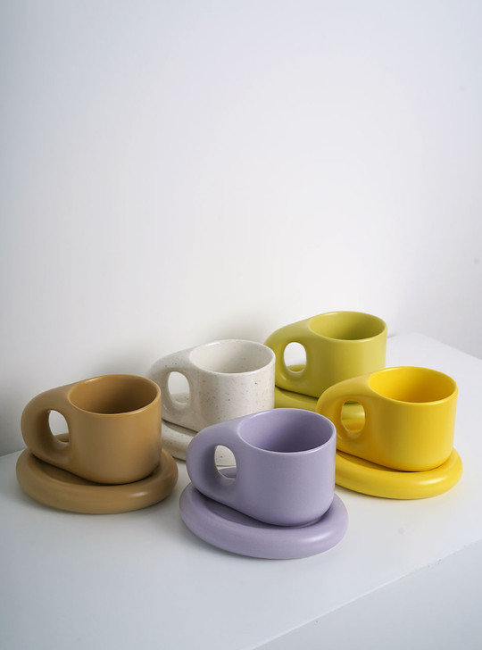 Adorable "Drapeau" ceramic mug set from TUTU