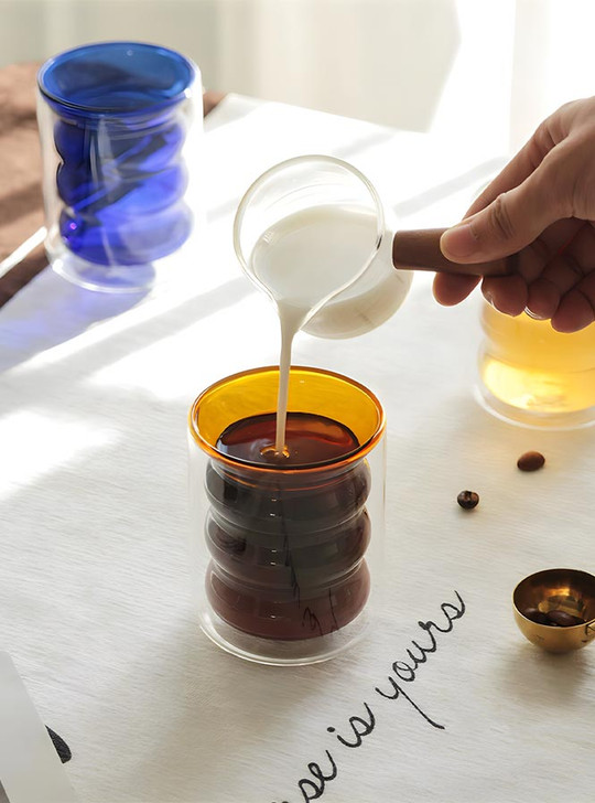 Add a touch of personalization to your drinkware collection with TUTU's Lanterne glass cup.