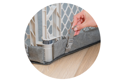 Quick-release buckles being tightened on Petyard Protect