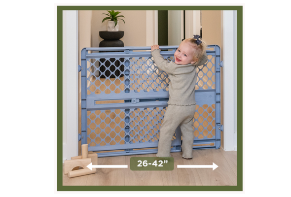 Renew gate is 26-42" wide