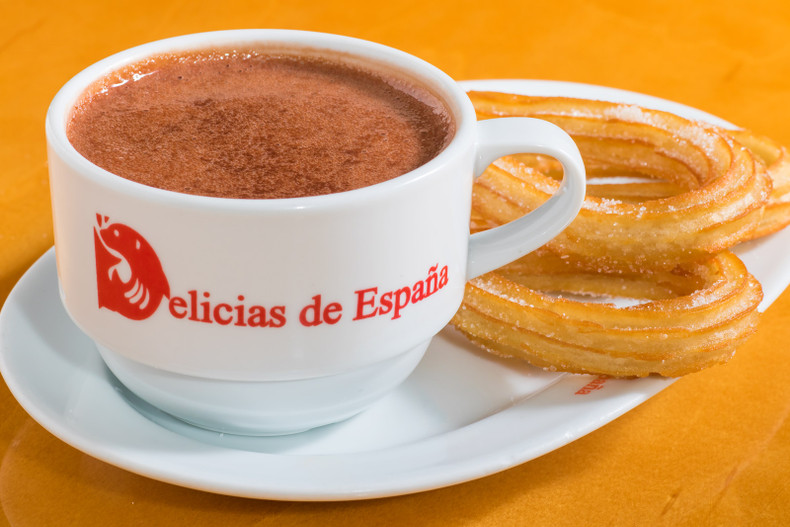 Spanish Churros con Chocolate