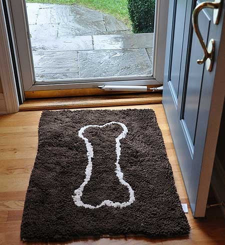 Soggy Doggy Doormat- Dark Chocolate with Oatmeal Bone Large
