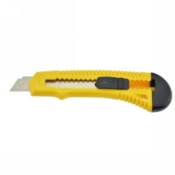 ITALPLAST General Purpose Cutting Knife 18mm - Yellow / Black, Each