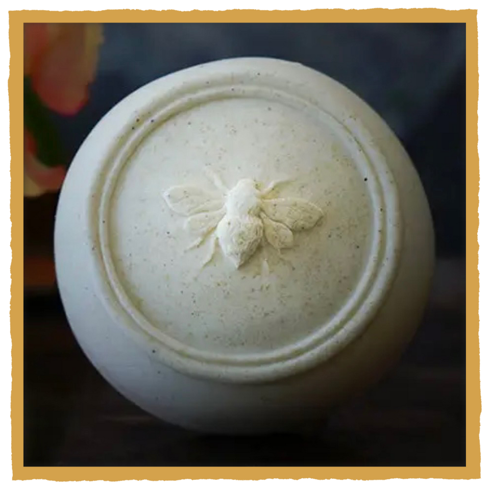 Bee Soothed - Oatmeal & Honey Soothing Soap Bar