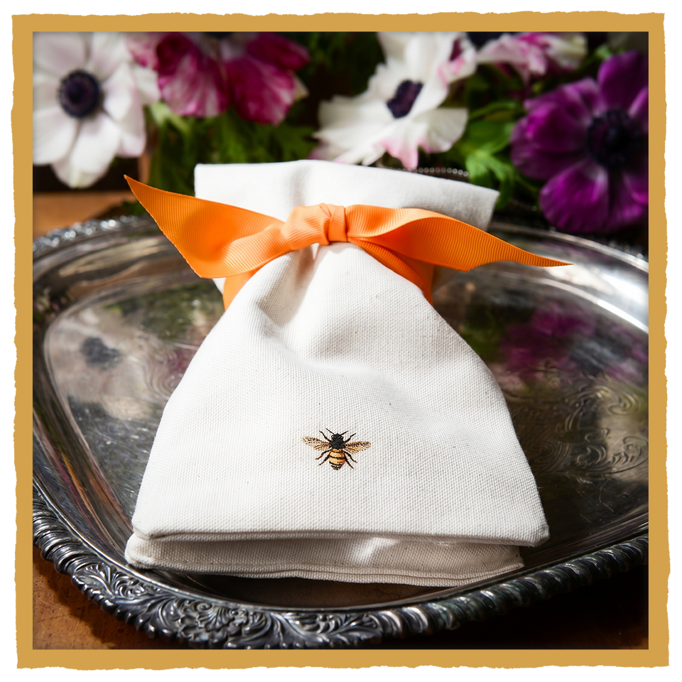 Bee Snug Warming Cushion with Aromatherapy