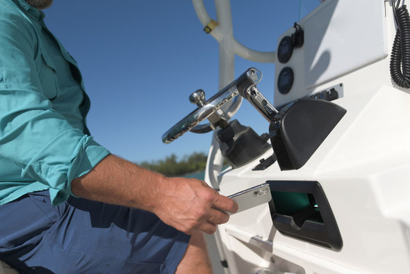 Scanstrut Waterproof Wireless Charger - Cove 3 Coil 15W phone charging pocket 12/24V