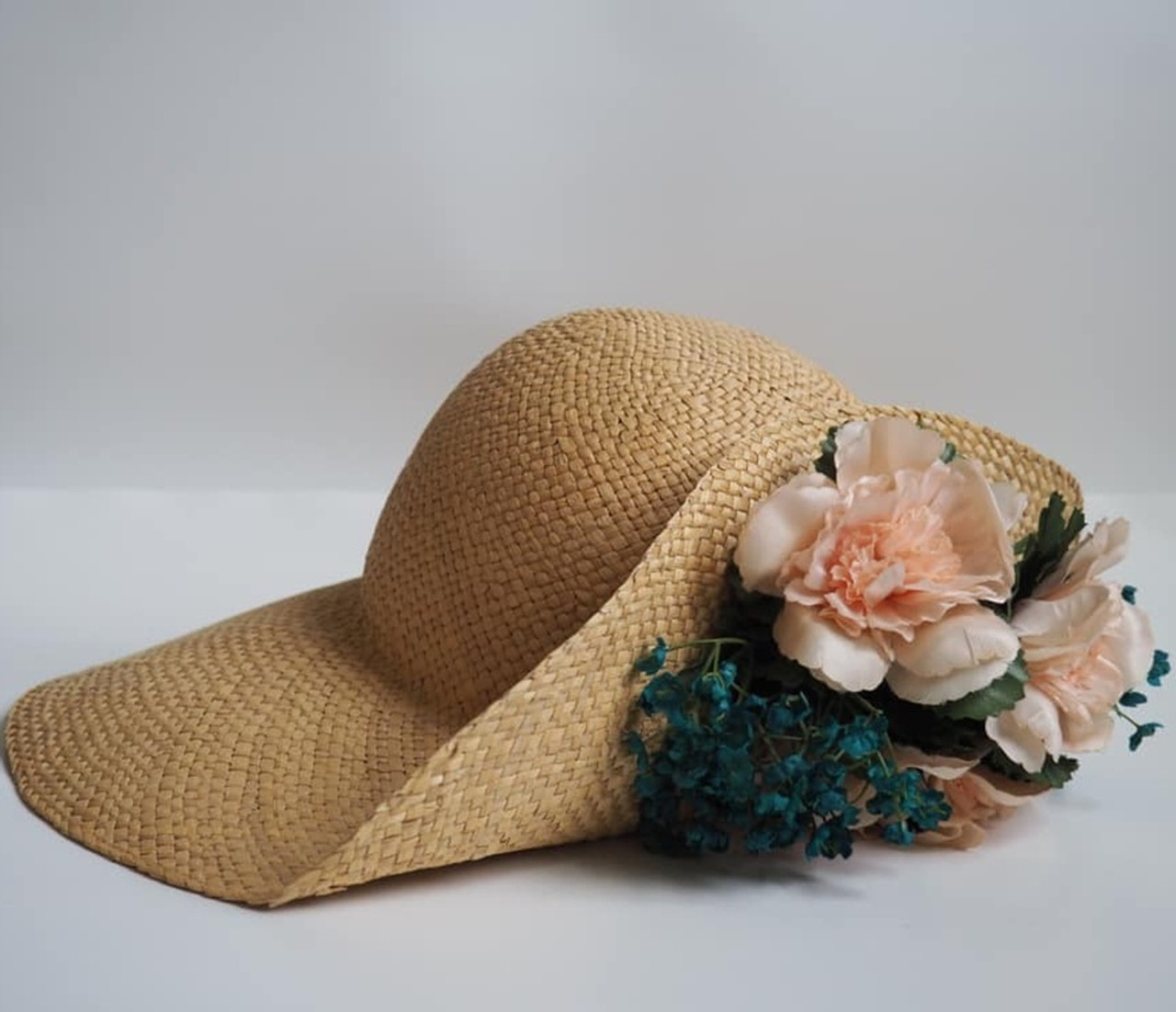 HATS & HAIR ACCESSORIES