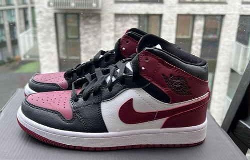 Air Jordan 1 Mid Wine