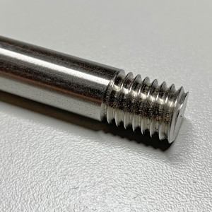 A photograph of the threaded end of an SAP125 series rod.