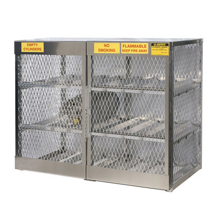 A photograph of an aluminum 26053 12-cylinder horizontal LPG cylinder locker.