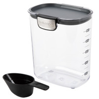 Grain ProKeeper+holds up to 2.5 quarts of dry grains.