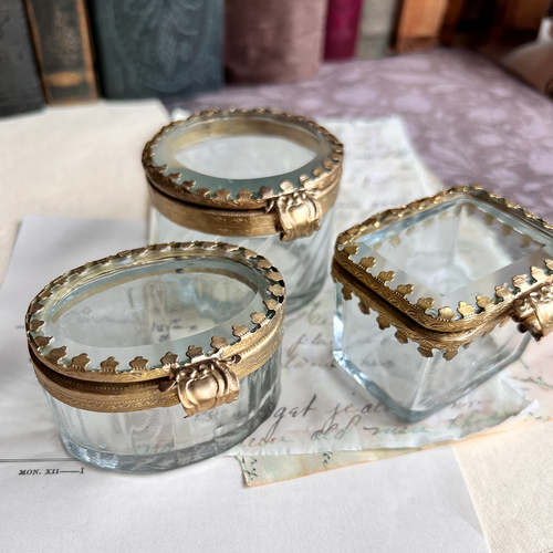 Vintage-Inspired Glass Keepsake Box
