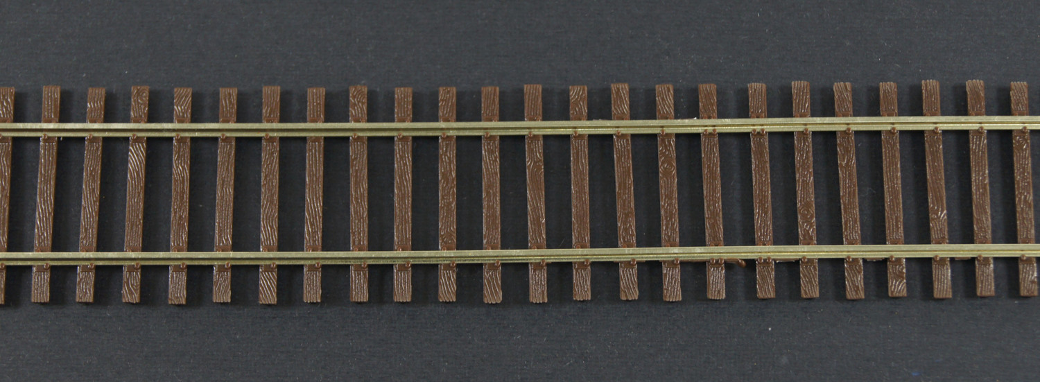 10-104 Non-Weathered Flex-Trak, HO Code 83