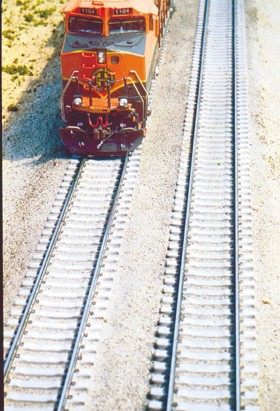 10-105 Non-Weathered Flex-Trak, HO Code 83 Concrete Ties