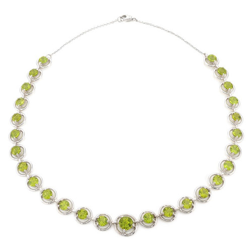 Peridot & Diamond Necklace (Pendant & Chain) in 14 Kt Yellow