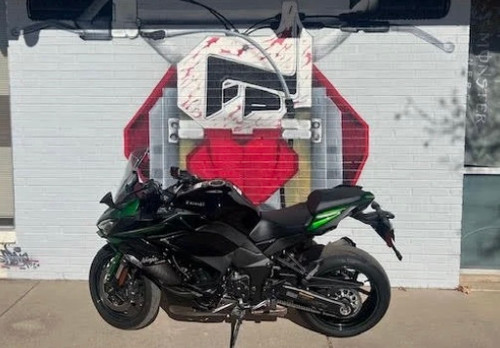 2023 Kawasaki Ninja® 1000SX
