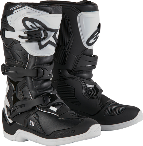 TECH 3S YOUTH BOOTS WHITE/BLACK SZ 4
