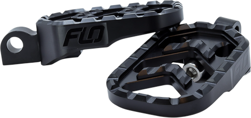 SAVAGE SERIES FOOTPEGS BLACK M8 SOFTAIL