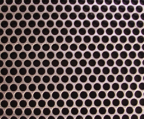 ALUMINUM MESH SHEET 18" X 18" ROUND