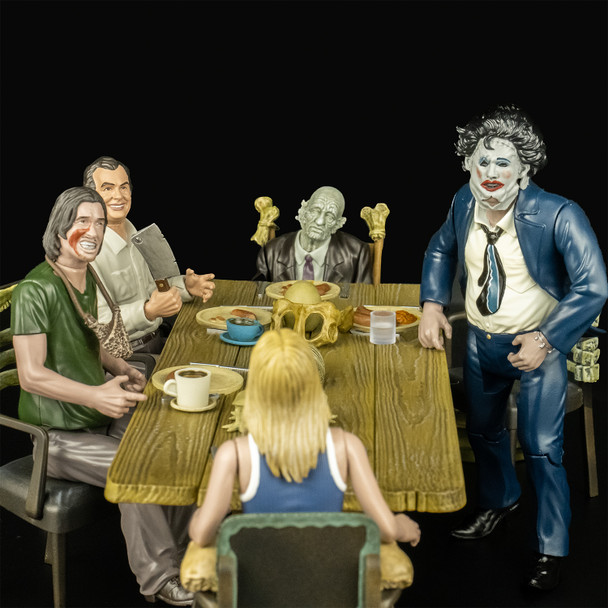 THE TEXAS CHAINSAW MASSACRE DINNER SCENE PLAYSET