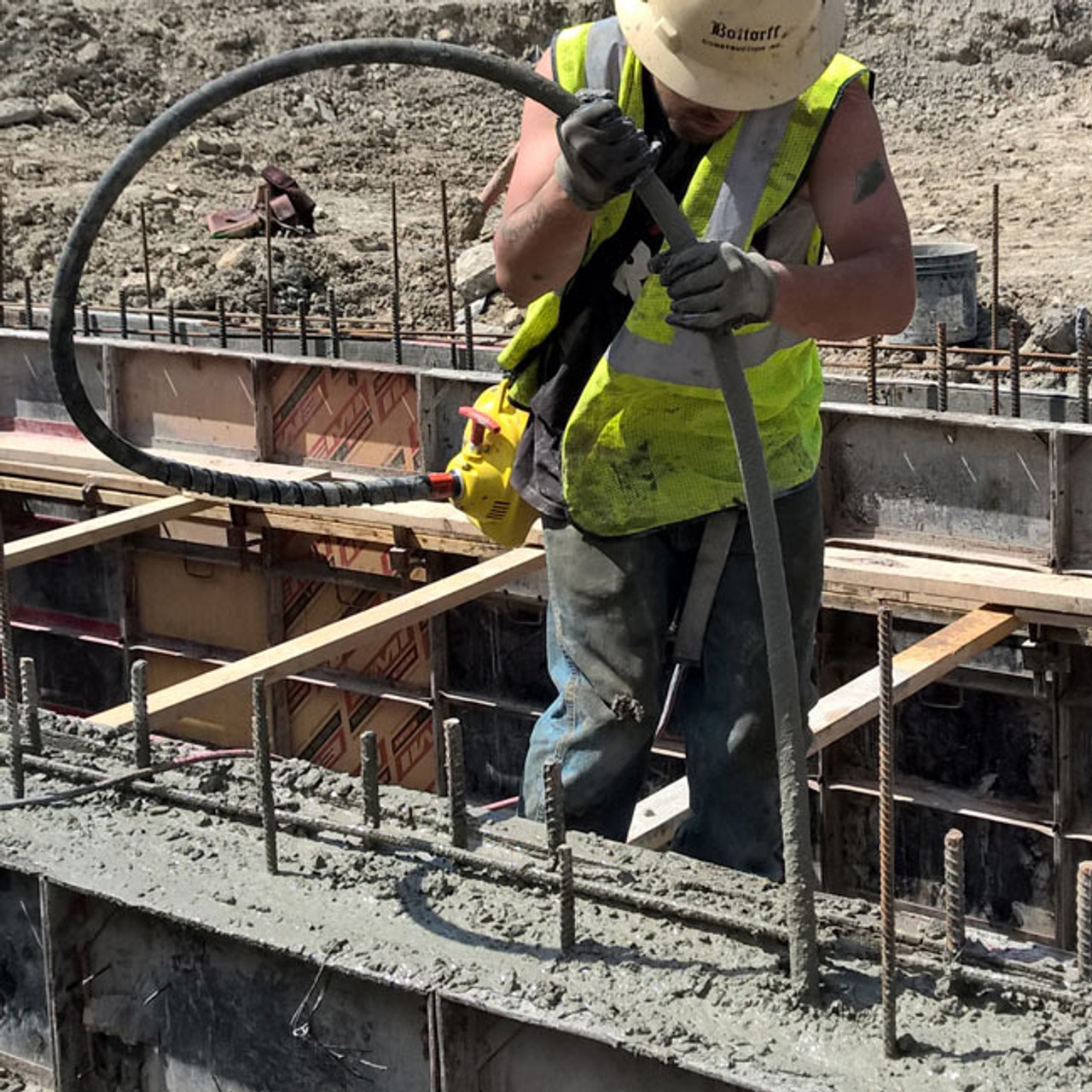 Concrete Vibrator 10' shaft Holmes Rental Station