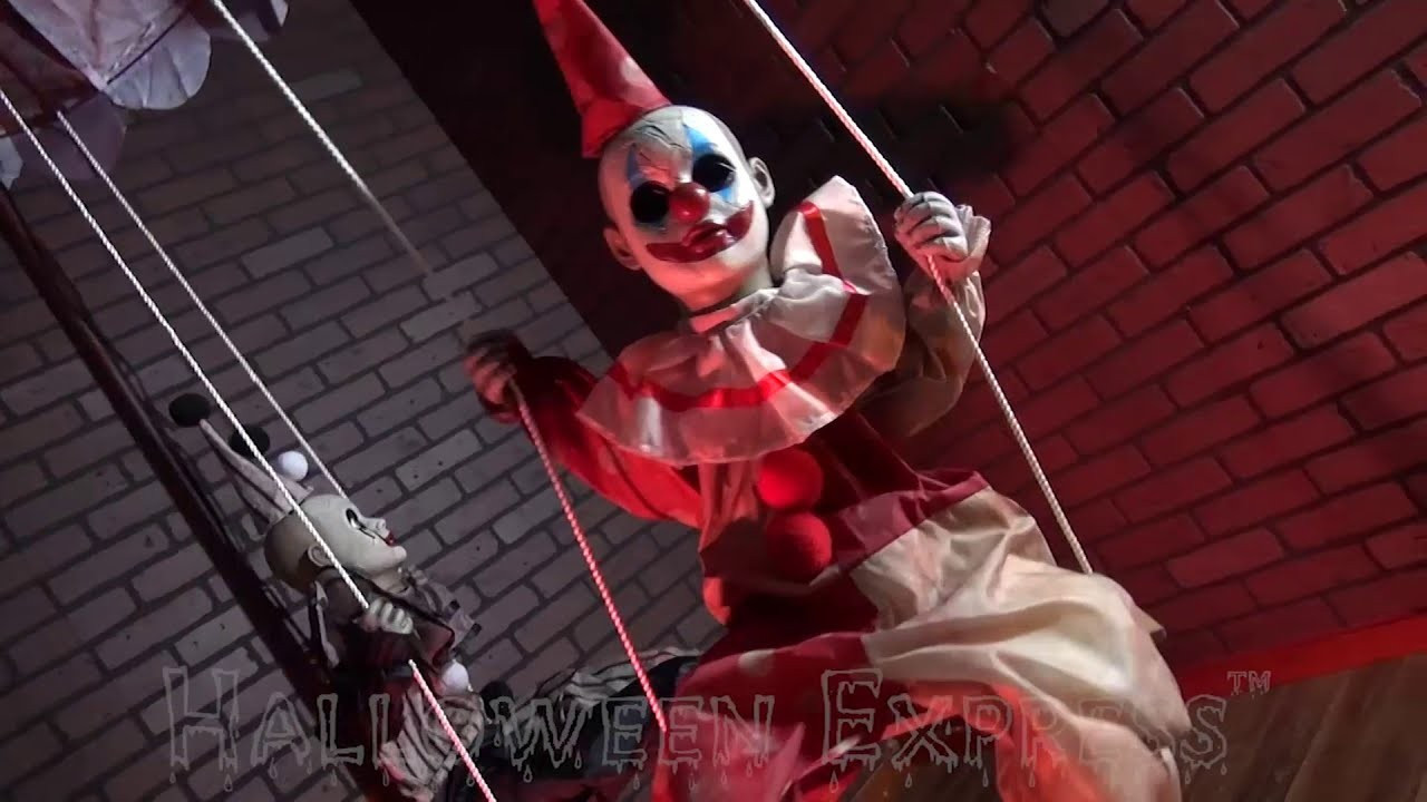 Animated Macabre Clown-Go-Round Circus Clown Merry-Go-Round Halloween Prop Decor