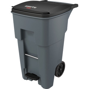 Rubbermaid Commercial 1971968 65 Gallon BRUTE Step-On Rollout Container - Gray - (RCP1971968)