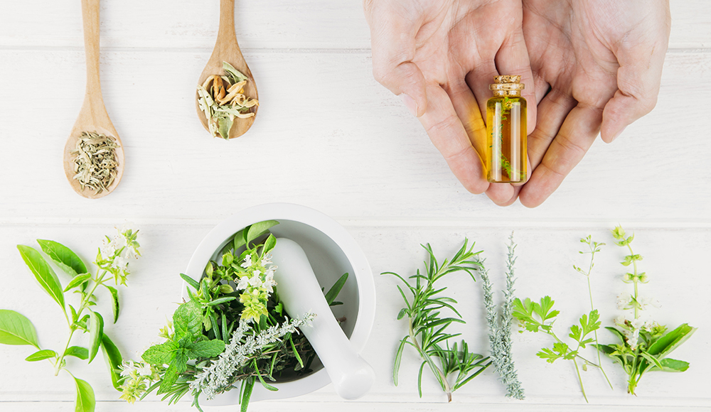 SERVICIO DE FITOTERAPIA Farmacia Laura Balañá
