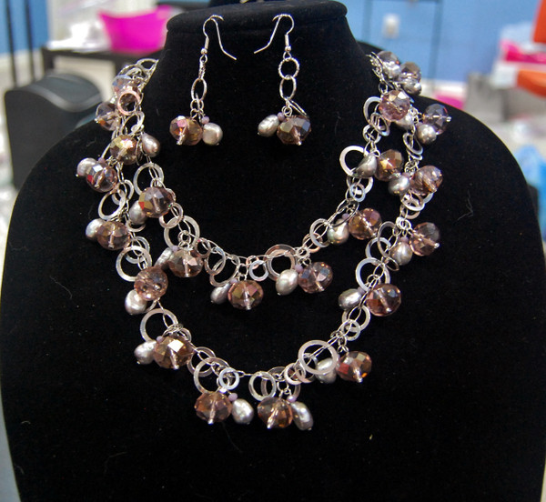 Rose crystal and grey freshwater pearls necklace set