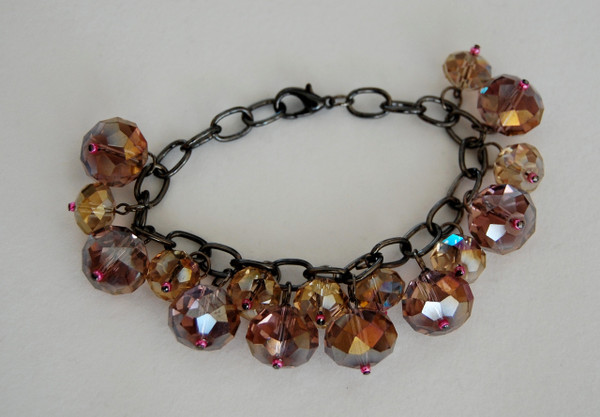 Pink toned crystal drops bracelet