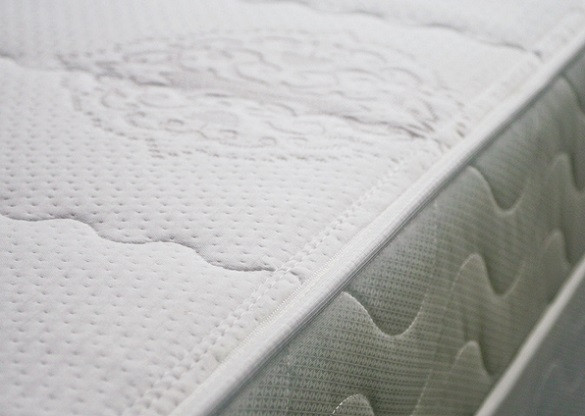 8 Inch Raelin Queen Size Memory Foam Mattress