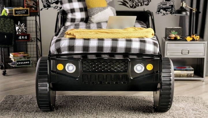 Black Hawk Car Bed Front View Room
