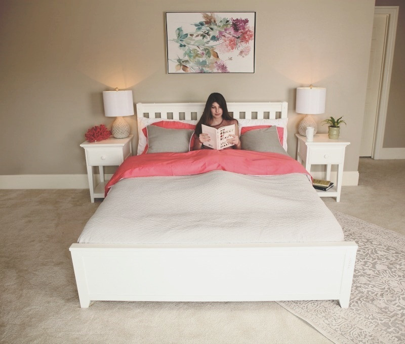 Crystal White Queen Bed Top View with Teen Room