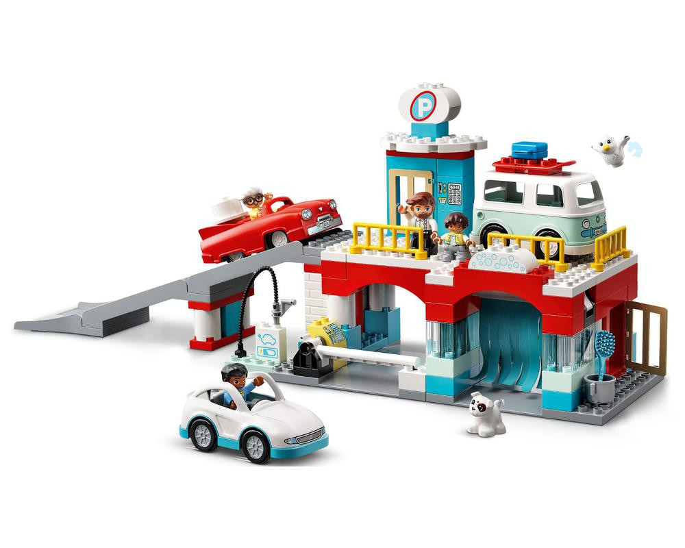 Lego Duplo Parking Garage and Car Wash 10948 build with cars in playset