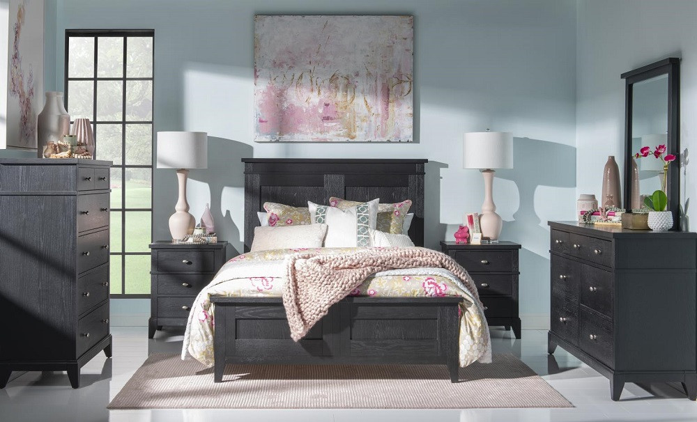 Crossroads Black Full Size Panel Bed Room