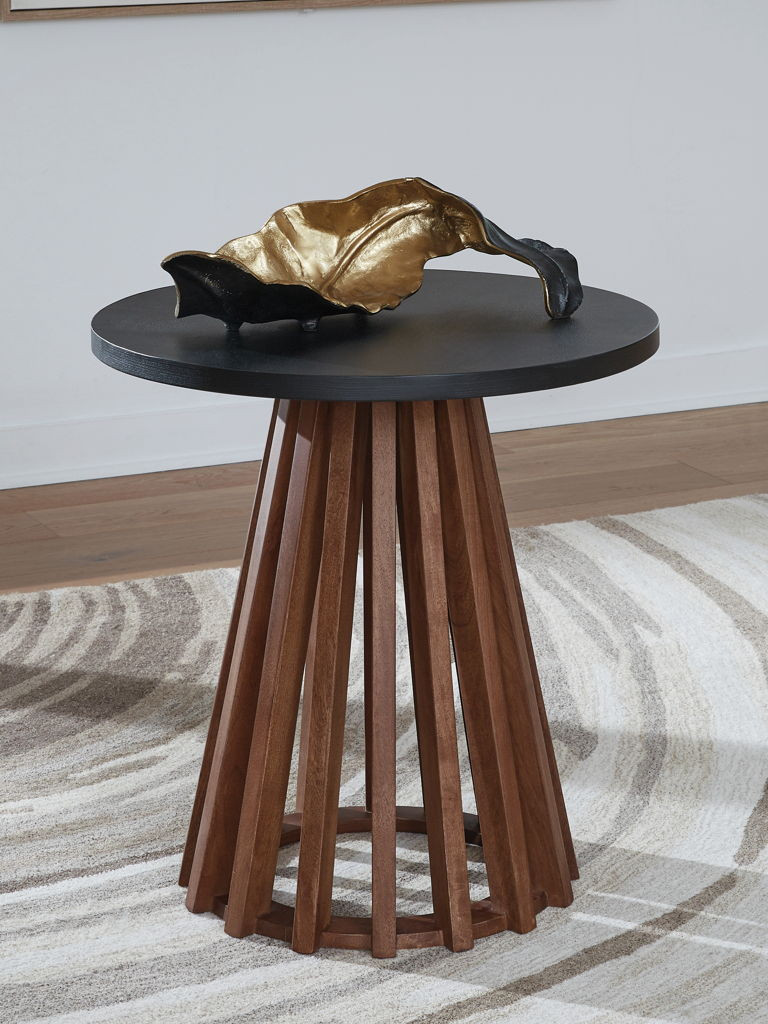 Kallari Round End Table