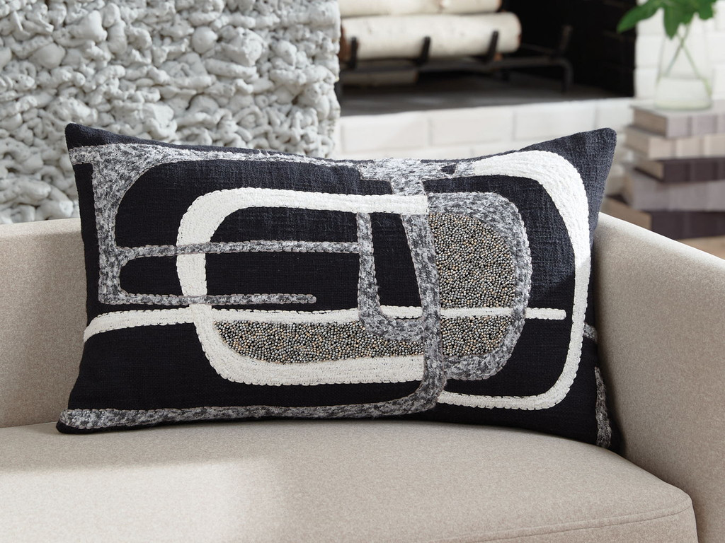 Gavrileigh Pillow (4/CS)